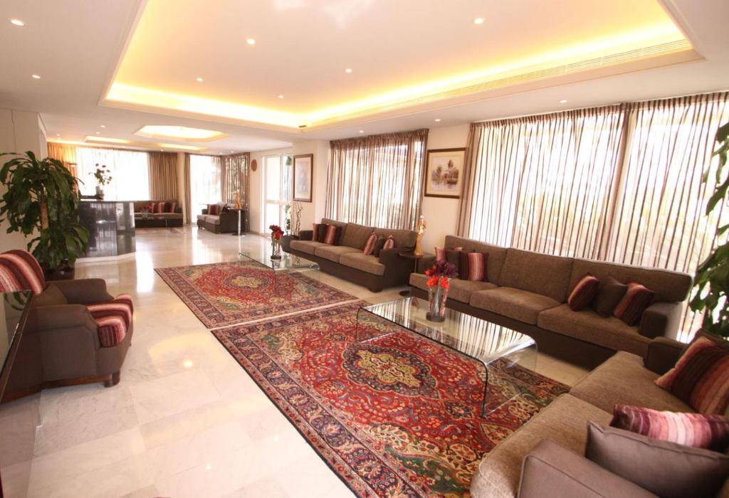 Residence De France Dbayeh Esterno foto