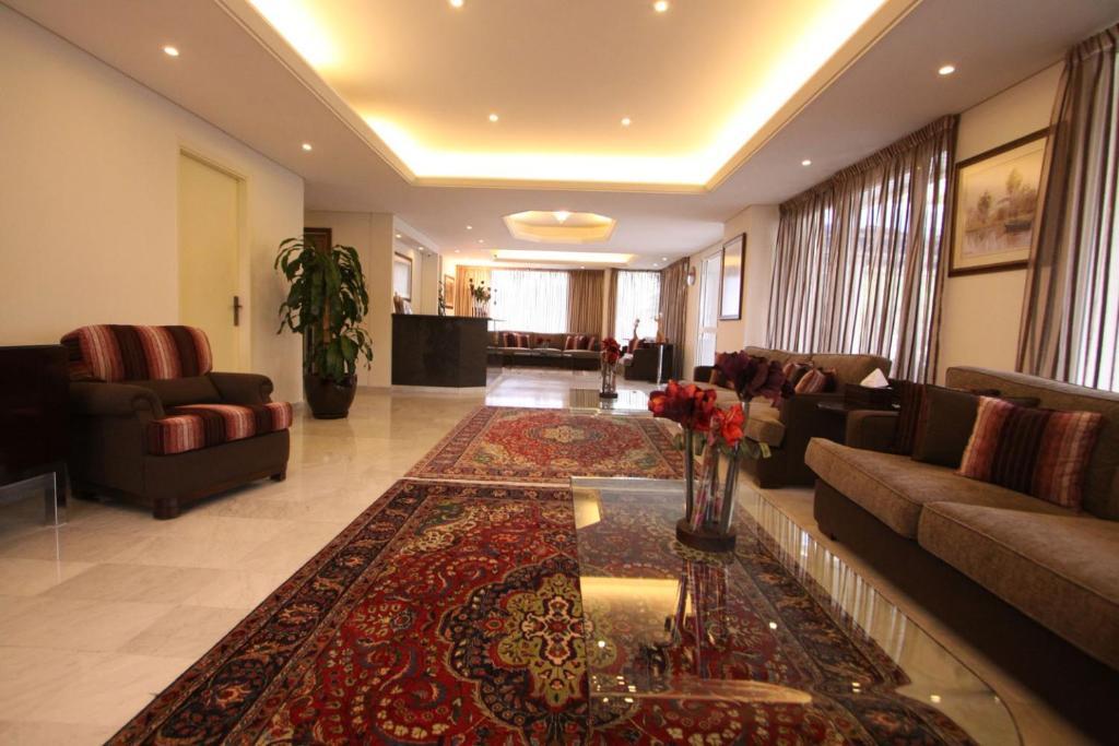 Residence De France Dbayeh Esterno foto