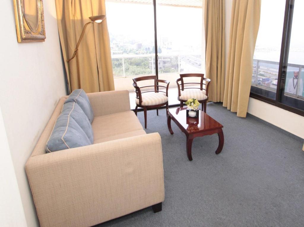 Residence De France Dbayeh Esterno foto