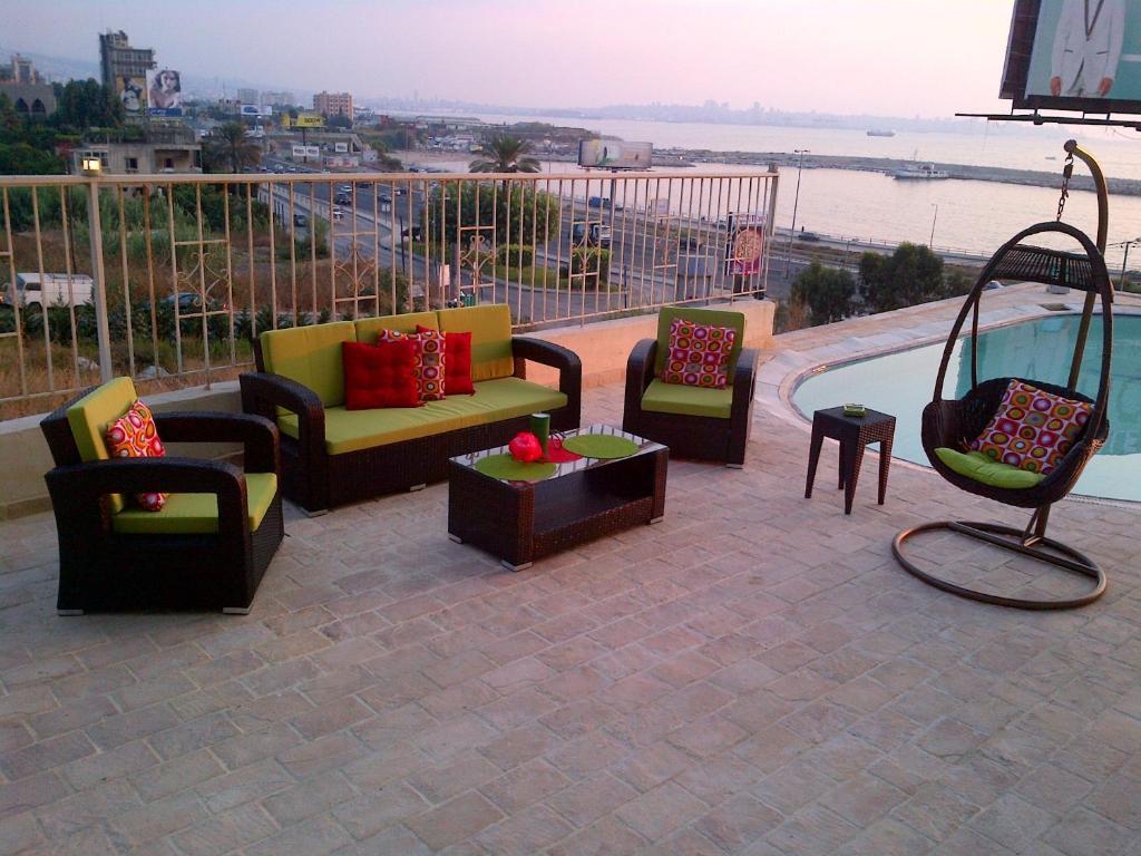 Residence De France Dbayeh Esterno foto
