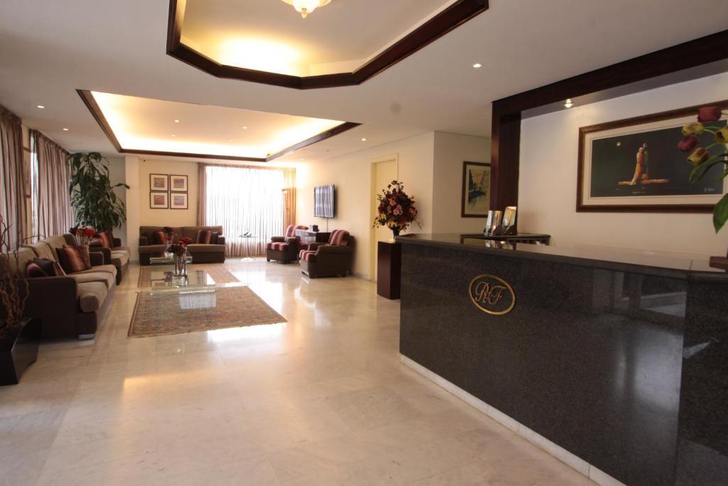 Residence De France Dbayeh Esterno foto